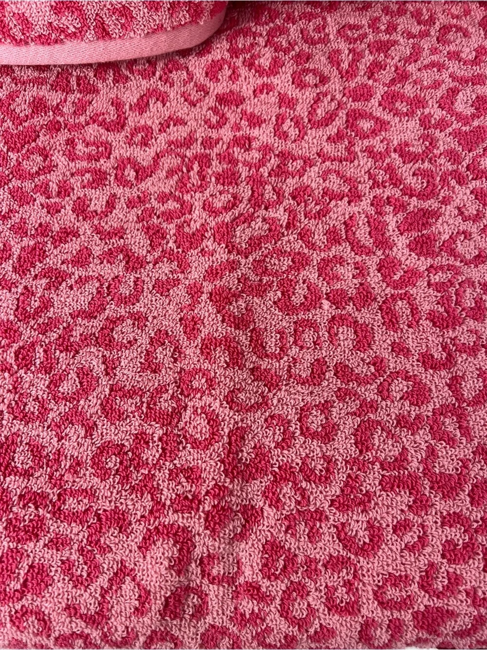 Rachel Zoe Bath Towel Set Pink Leopard Animal Print Soft 100% Cotton 2 Pc NEW